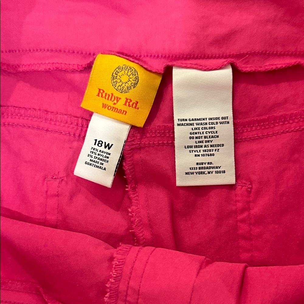 Ruby Rd. Women's Pink Capris - Picture 2 of 6